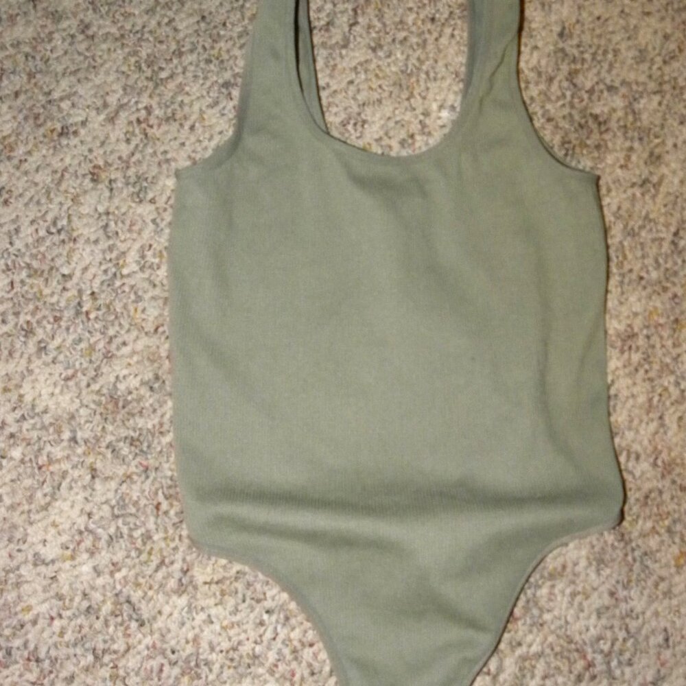 Women Size Small - Green Sleeveless Bodysuit by Bozzalo